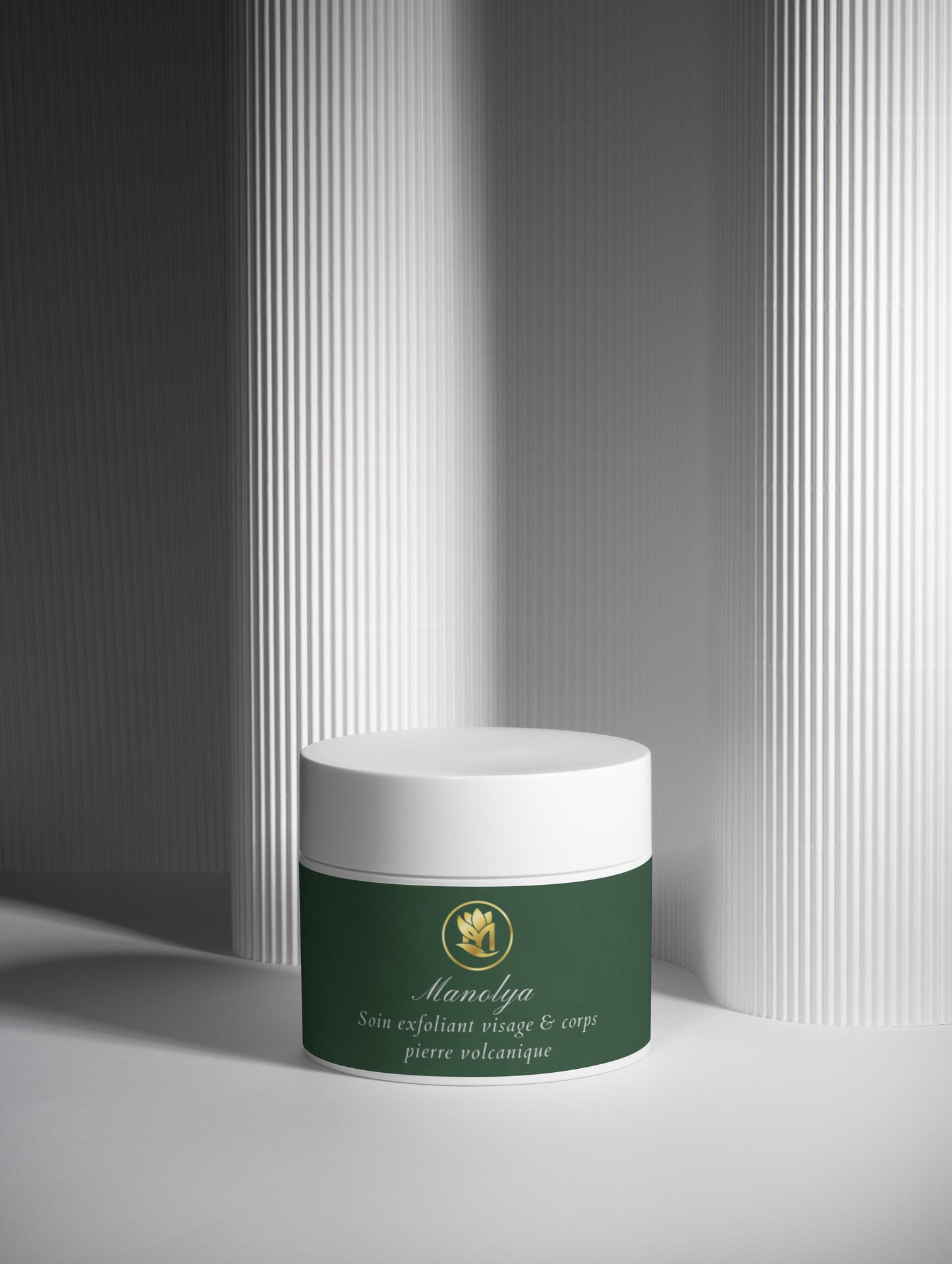 Volcan islandais Exfoliant pour le visage et le corps, 170ml
